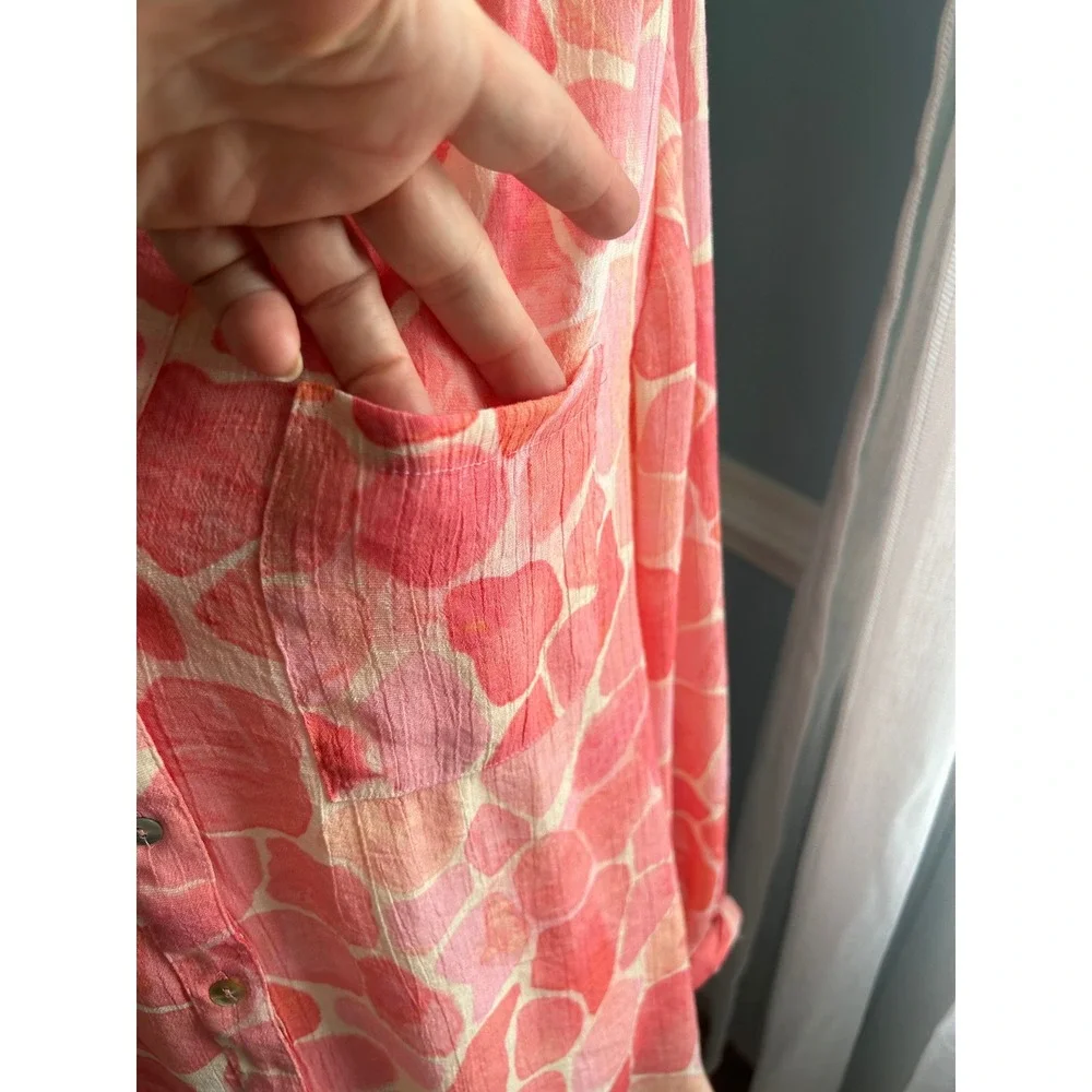 Zac & Rachel Woman Pink Orange Pebble Print Roll Tab Button Down Blouse 1X